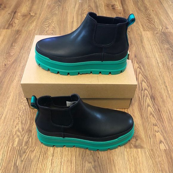 UGG black green leather PLATFORM ankle boots booties shoes women’s 8 new in box - Picture 7 of 7